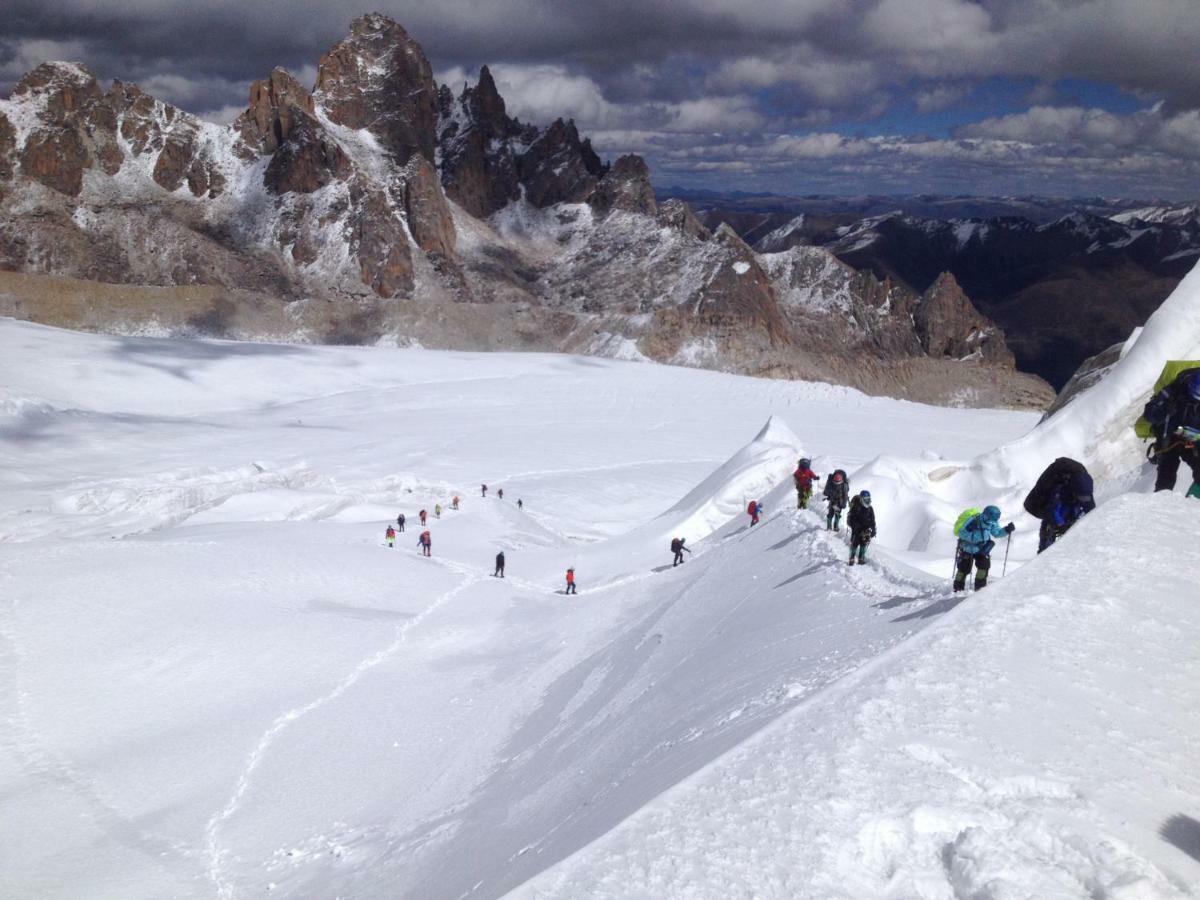 Masherbrum Outdoor Travelling Hostel Chengdú Exterior foto